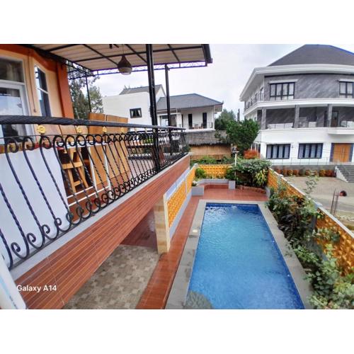 Villa Istana Bunga Lembang