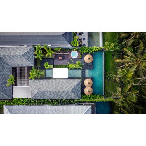 Villa Jacuzzi by BaliSuperHost