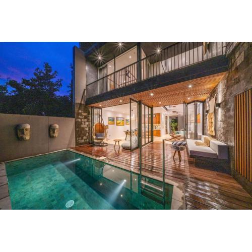 Villa Jannati - 4BR Pool Villa Near Berawa Beach