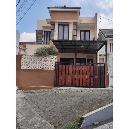 Villa Jenggala Batu Private Pool 3 Bedroom