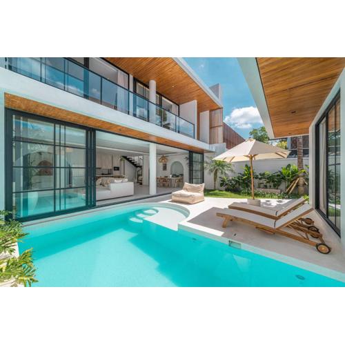 Villa Jenna - Exquisite 3BR Villa Close to Batu Belig Beach