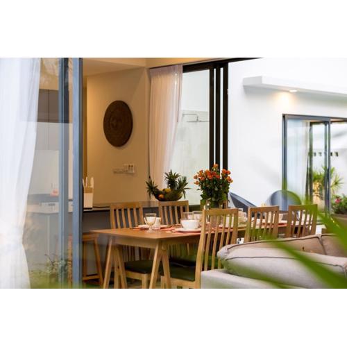 Villa Jungle Jem Tropical Garden