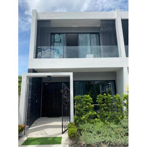 villa kamala regent 2 bedrooms