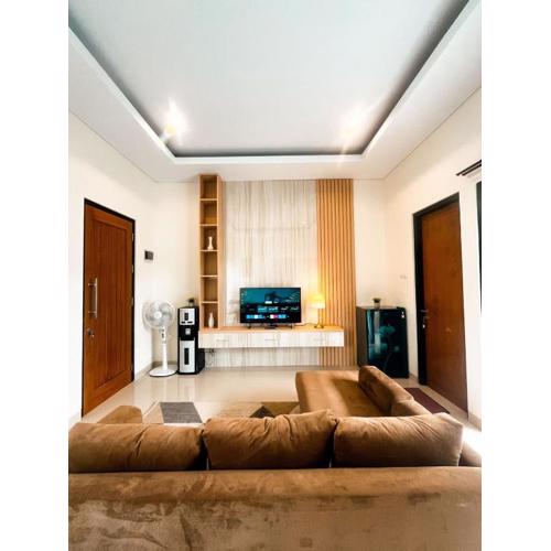 Villa Kamar Tamu Concat