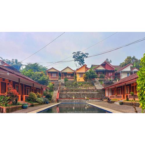 Villa Kampoeng City Pacet Mitra RedDoorz