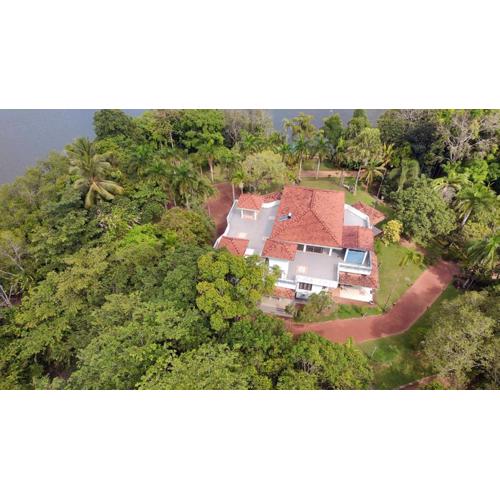Villa König - Luxury Home Stay Bentota
