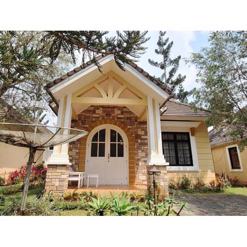 Villa Kota Bunga A11-07