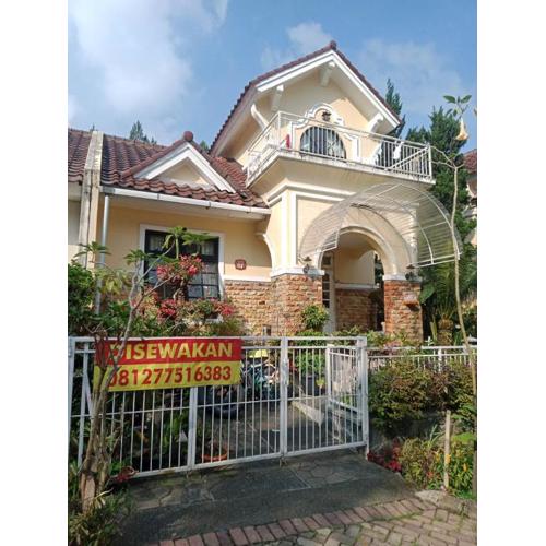 Villa kota bunga cipanas 3 kamar baru