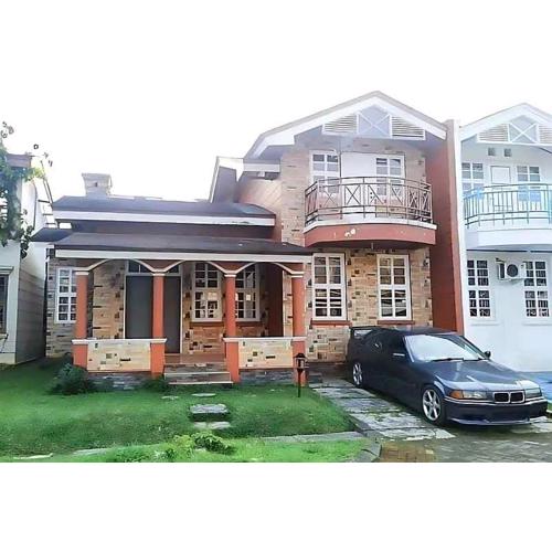 Villa Kota Bunga Q4-17