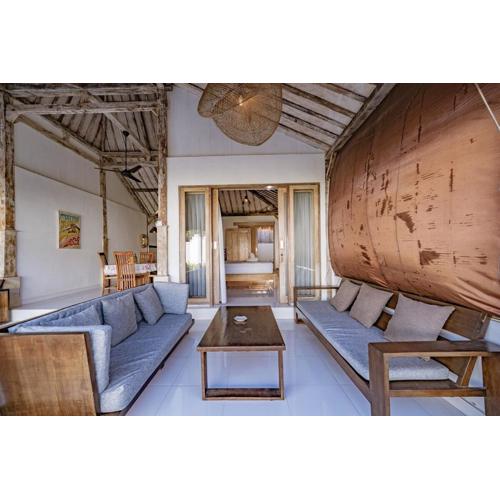 Villa La Luna 2BR Joglo Style with Pool by Damaresa