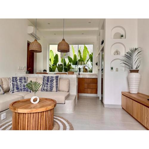 Villa Las Casas 8, 1 bedr private pool Bingin, brand new, central location beach and centre