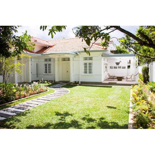 Villa Lewis