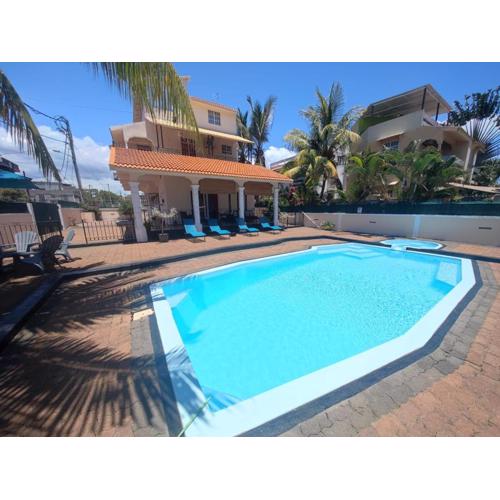 VILLA L'OR with Private Pool