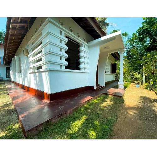 Villa Lora - Hikkaduwa