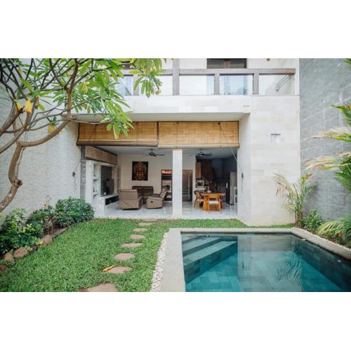 Villa Lora: Retreat for Tranquility and Bliss