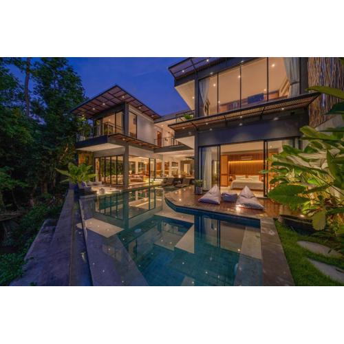 Villa Luna : Brand New 4BR Villa With 180° Rice Field Views