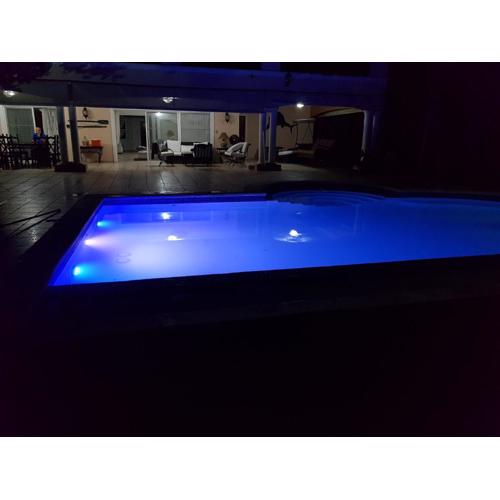 Villa M-6 Metro Country Club