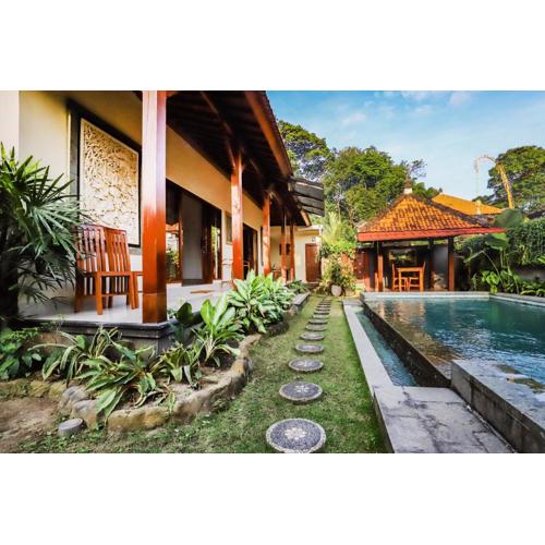 Villa Magic Ubud - 2BDR with Pool 5 min Ubud Center