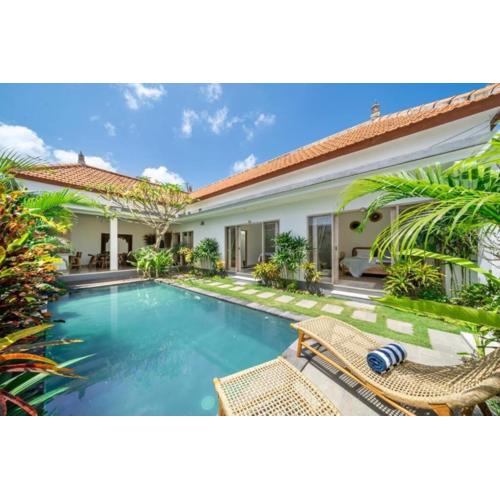 Villa Margherita 3 Bedroom Canggu Swimming Pool