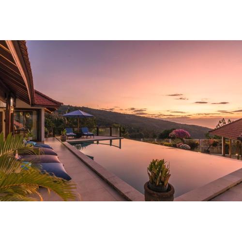 Villa Mia with Amazing Pool