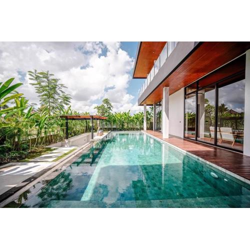 Villa Midori - Luxury Spacious Haven Rooftop and Pool Paradise