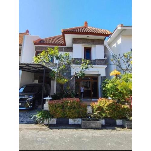 Villa Mimi Mesari Kuta Bali