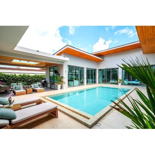 Villa Mimosa III: Spacious 4 Bedroom Private pool Villa