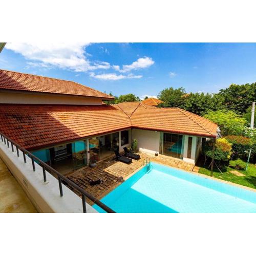 Villa Mirisgala - Luxury Villa by Negombo Lagoon