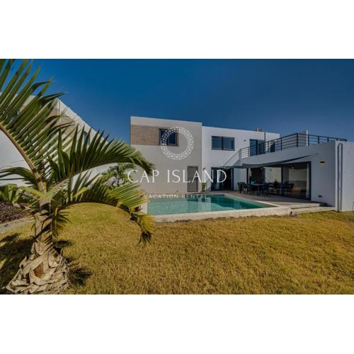 Villa Moderne avec Piscine, Exotisme et Sérénité