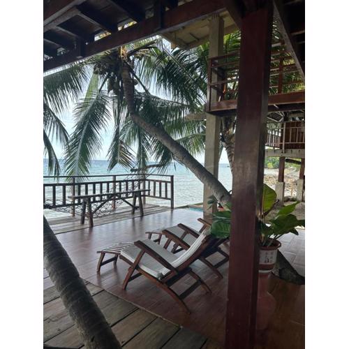 Villa Naatang Bohol Beach House 1