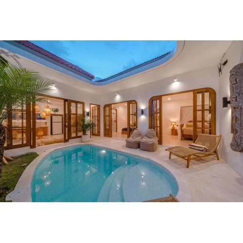 Villa NÂTIKA - Mediterranean & Tropical 3B Villa Canggu Beach