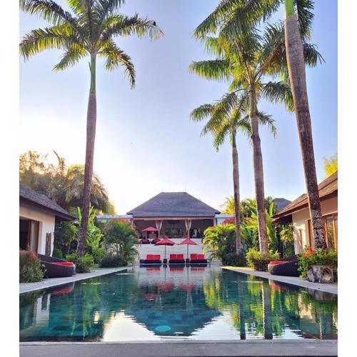 Villa Naty Canggu - 6 Bedrooms Luxury Villa