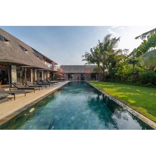 Villa Nehal - Luxury 5BR Villa with 20m Pool