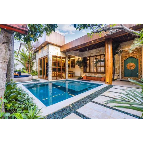 Villa New Batavia - Modern Luxury & Cultural Fusion