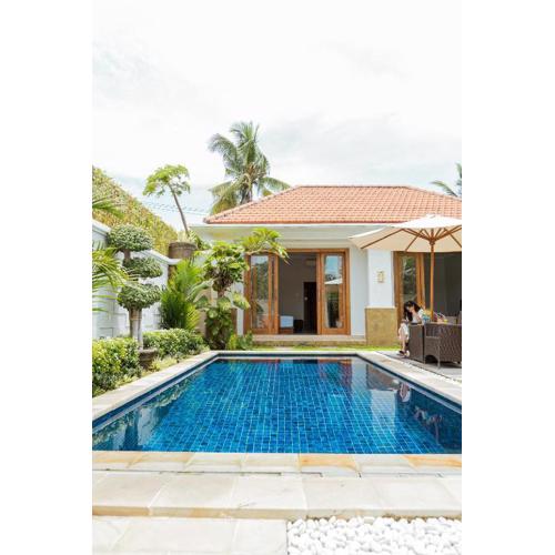 Villa Nugraha Lovina Private Pool