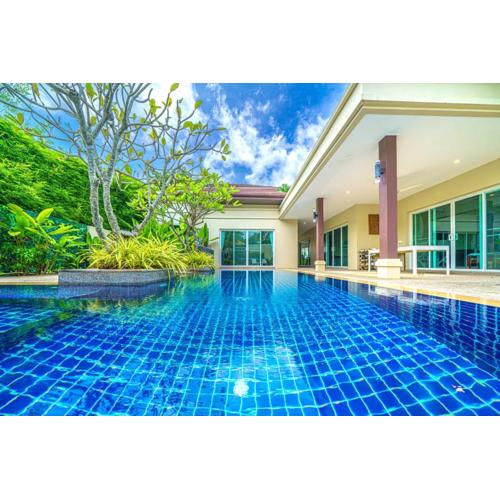 Villa One Rawai Grand 4BR Free solar electricity