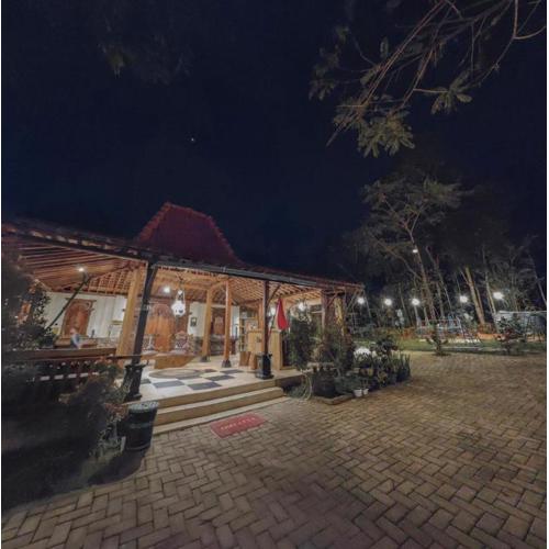 VILLA OPA DOEL YOGYAKARTA