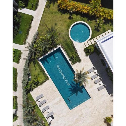 Villa Padierna, Elegant Beach House Getaway in White Sands