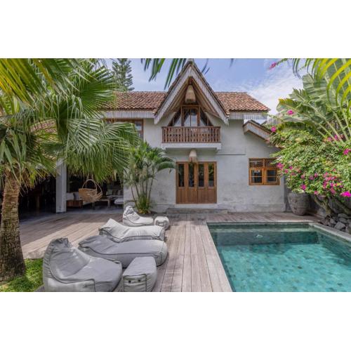 Villa Palm Jari 1 by Alfred in Bali