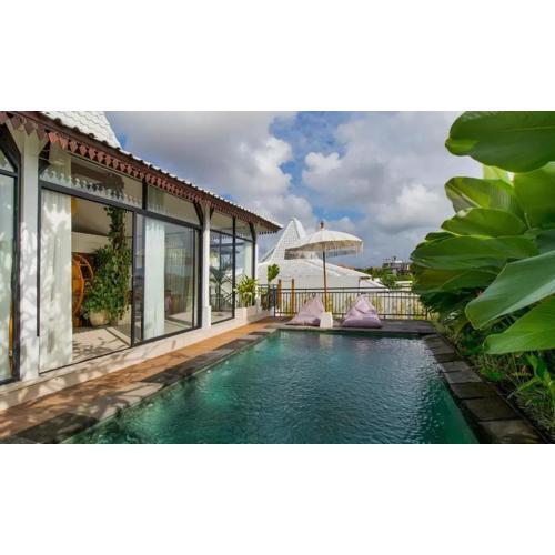 Villa Pasha - Spacious Canggu 4 BR Pool Villa