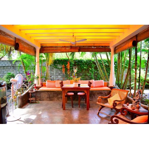 Villa Prias by Amrea