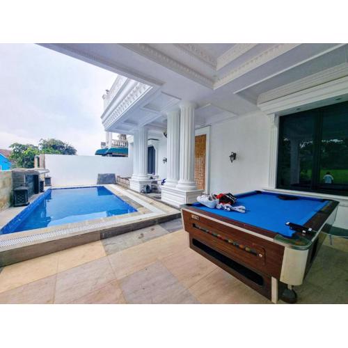 Villa Puncak Bogor New star
