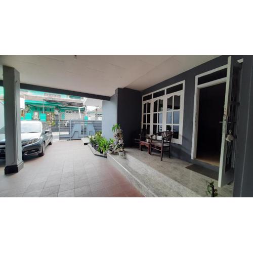 Villa putih pesanggrahan