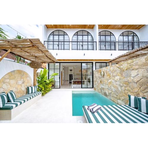 Villa Ratu Canggu - Luxury Villa, Walk to Beaches