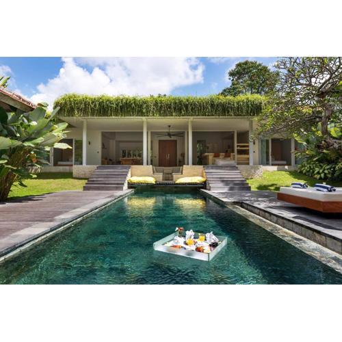 Villa Reina by SooBali - Spacious & Modern near Canggu with Butler-Cook, Private Pool and Tropical Gardens