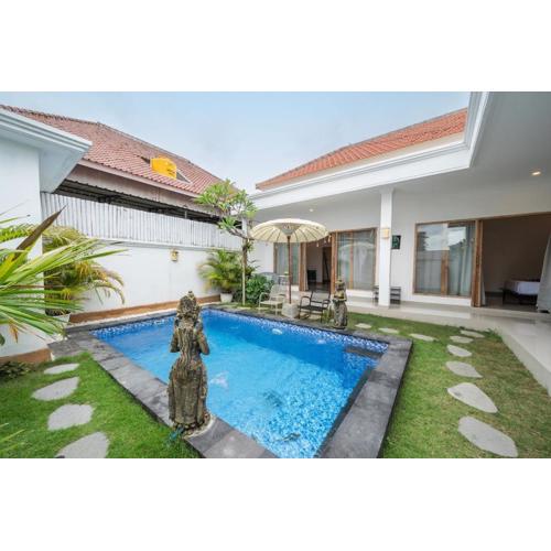 Villa Rosa - Canggu 2 BR Private Pool Villa in Prime Location