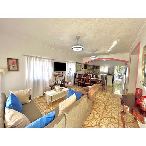 Villa Rosa 3 Habitaciones Balcones Aire Acondicionado Espacio Ideal Para Tu Familia O Grupo