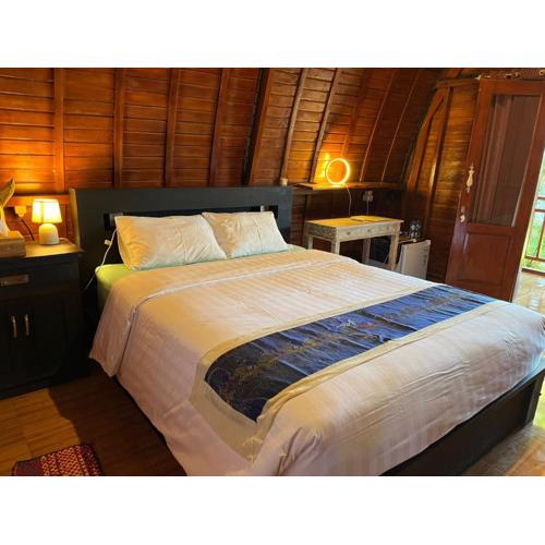 Villa Rumah Kayu Lovina