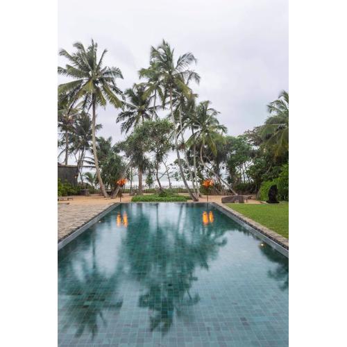 Villa Saffron Hikkaduwa