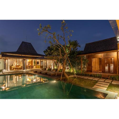 Villa Sebelah by Optimum Bali Villas